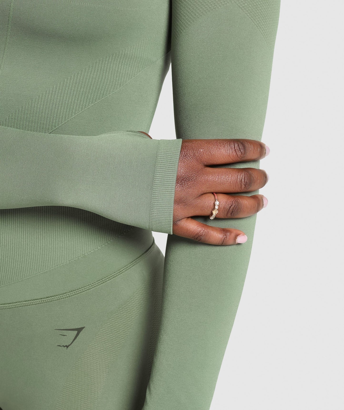 Gymshark Activate Long Sleeve Top - Force Green