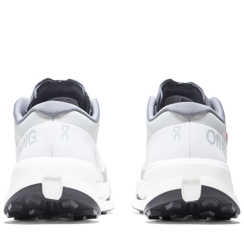 On Cloudultra 3 - Rock/White