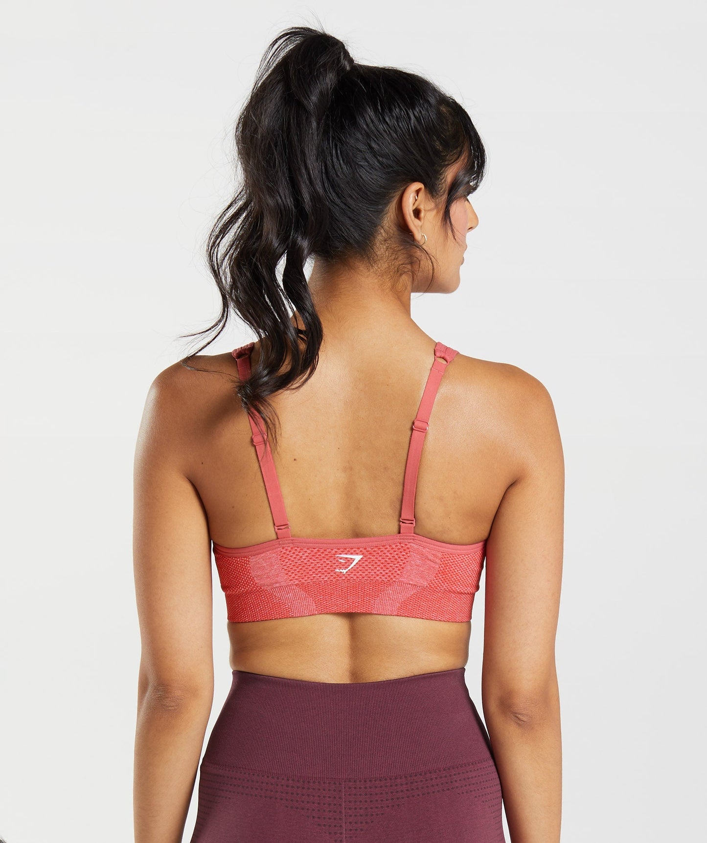 Gymshark Vital Seamless 2.0 V Neck Sports Bra - Chilli Red Marl