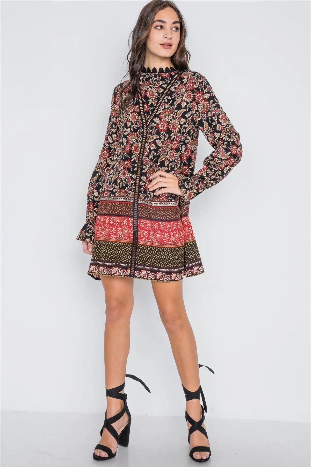 Black Floral Print Crochet Trim Mini Dress /2-2-2