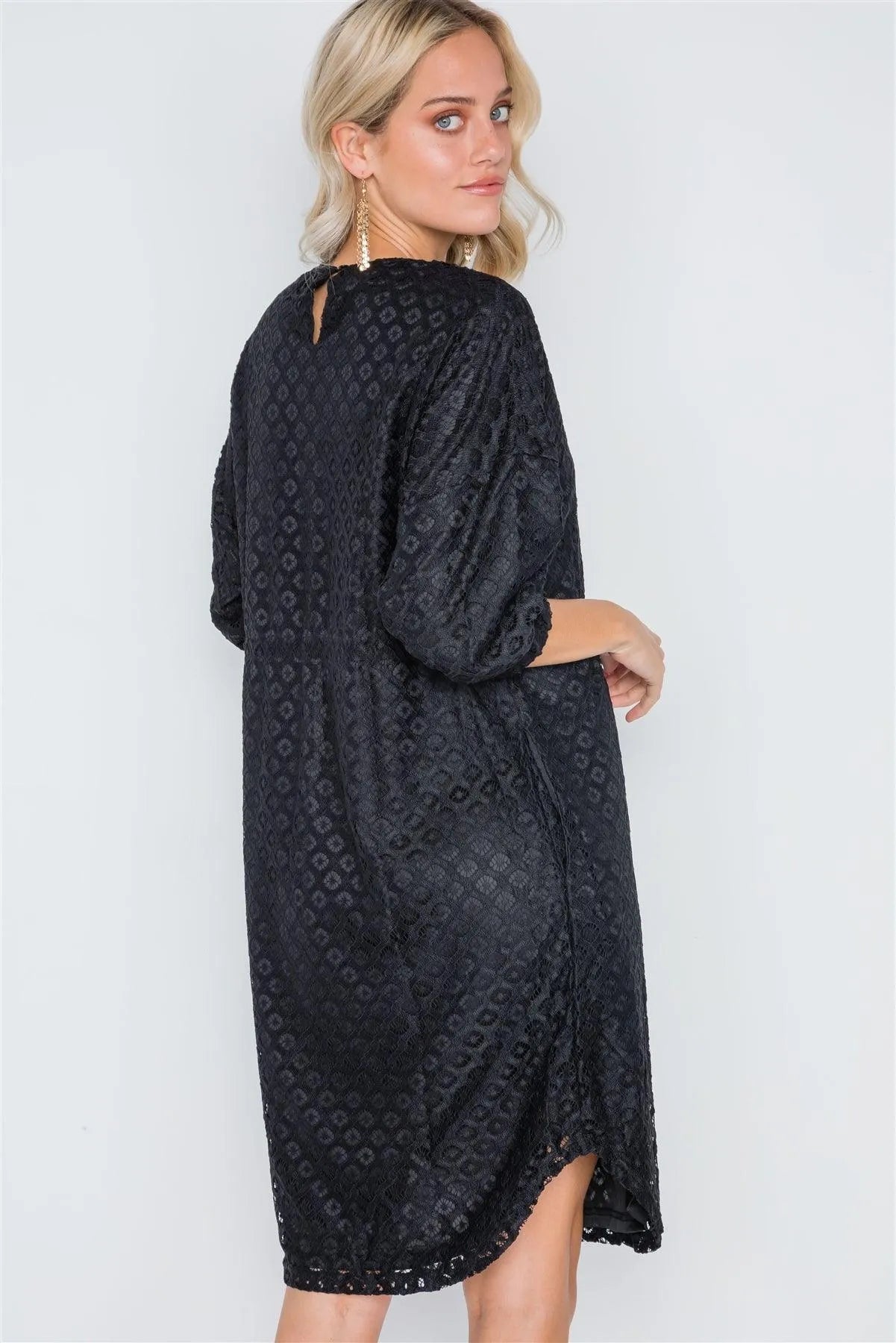 Black 3/4 Sleeve Patterned Lace Shift Dress /3-2-1