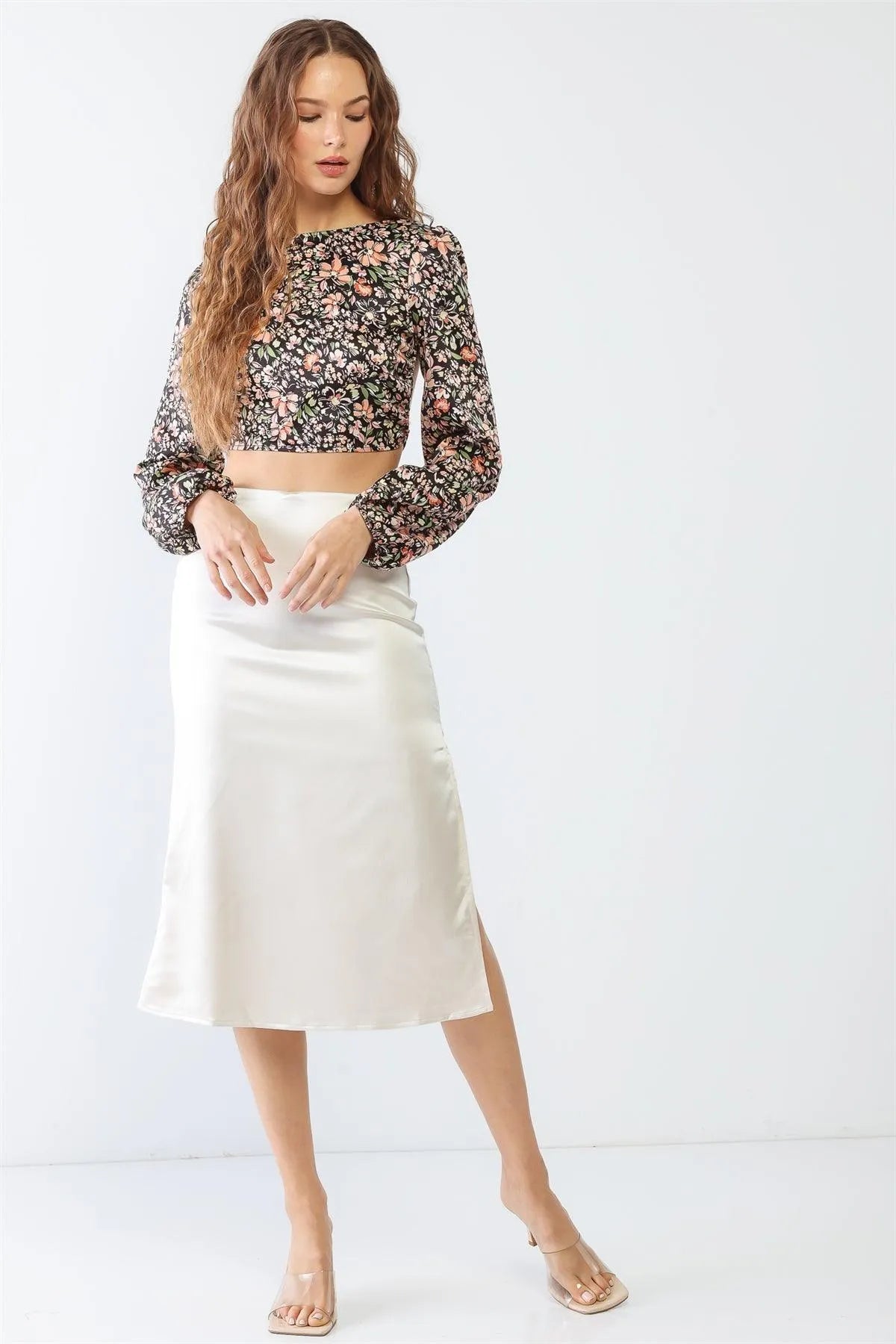 Black & Peach Floral Print Long Sleeve Criss-Cross Open Back Crop Top /1-2-2