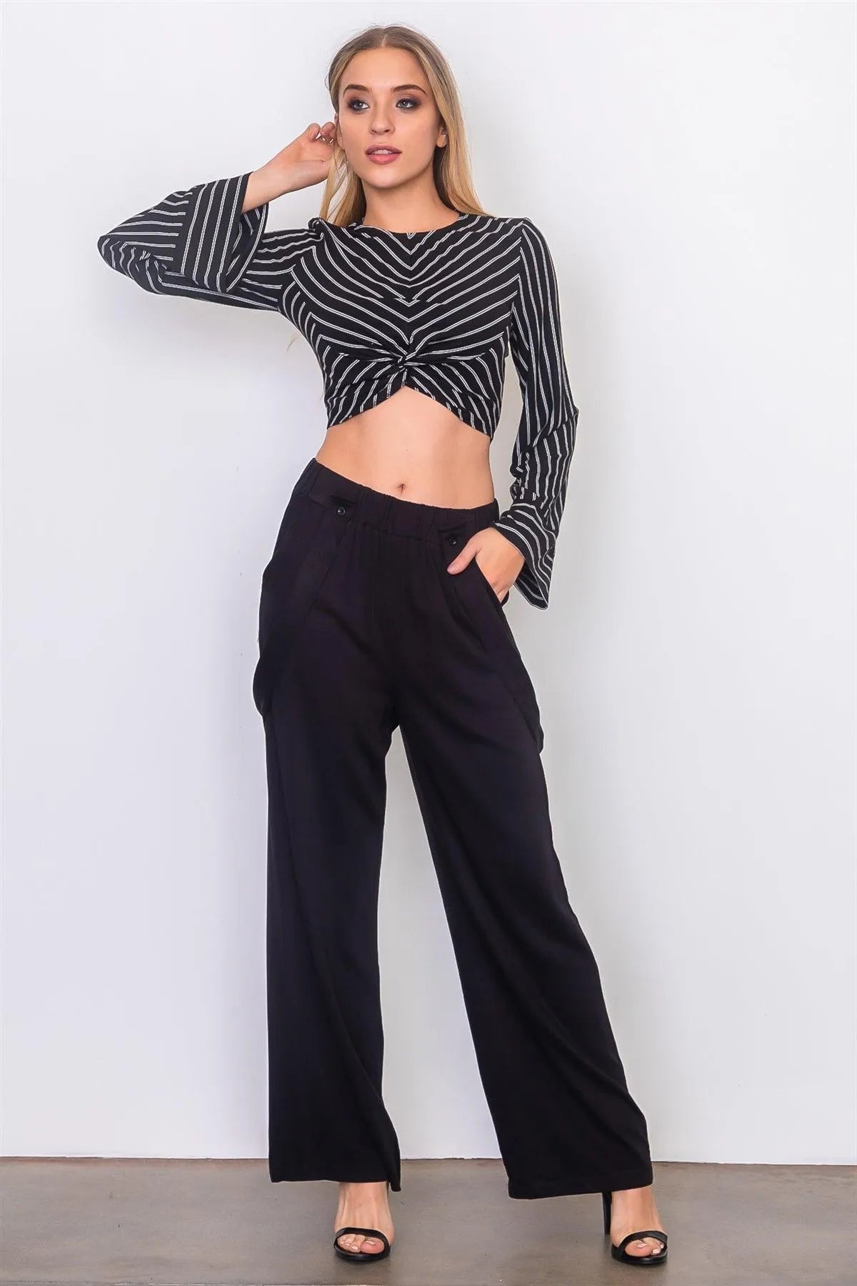 Black Front Waist Twist Wide Sleeve Crop Top /3-2-1