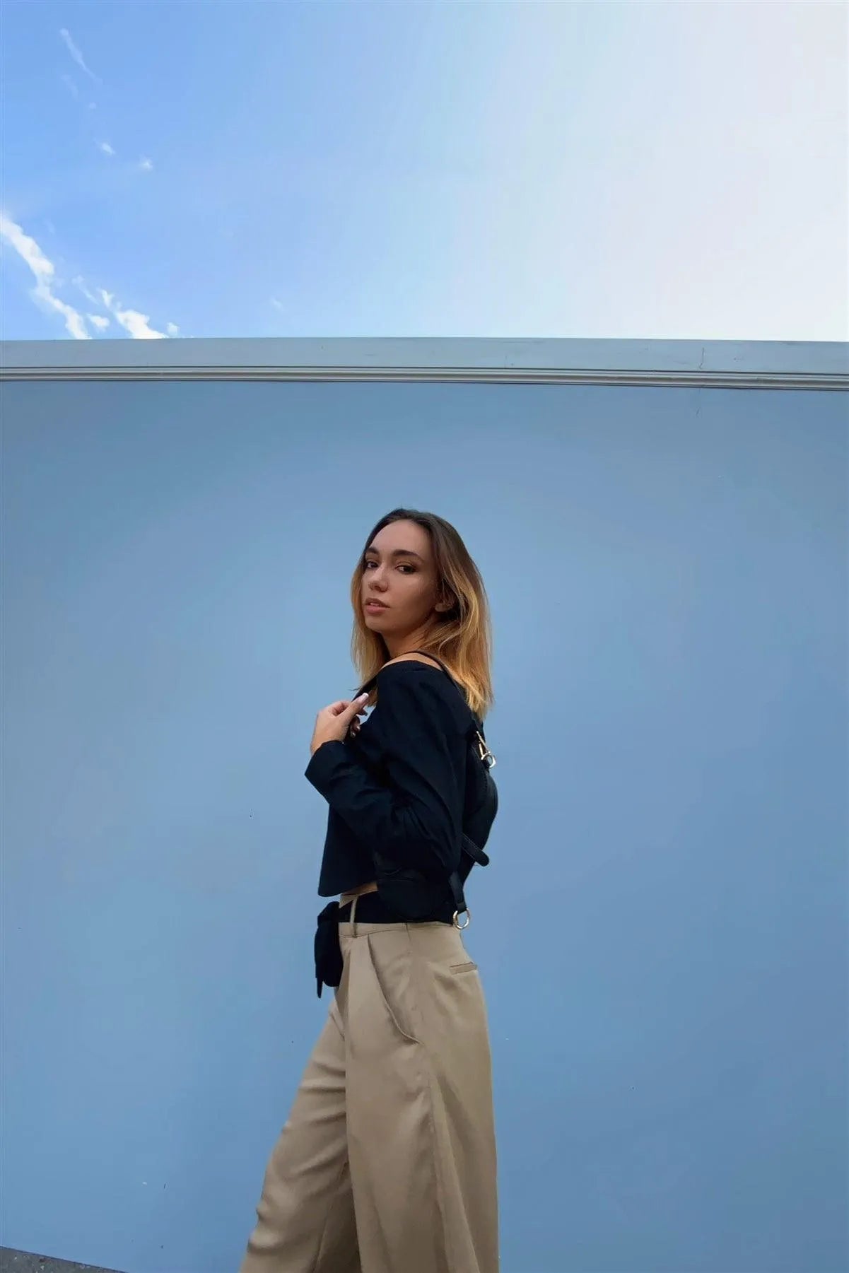 Beige High Waist Self-Tie Belt Detail Flare Capri Pants /1-3-2