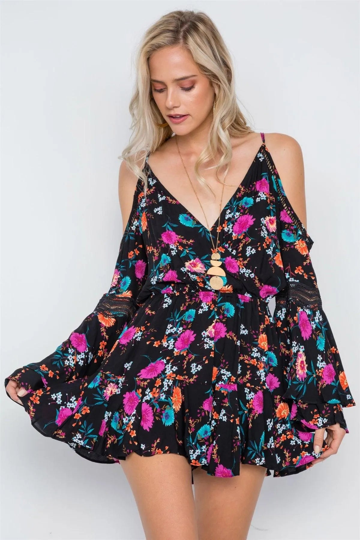 Black Floral Bell Sleeve Surplice Neck Romper /1-3-2-1
