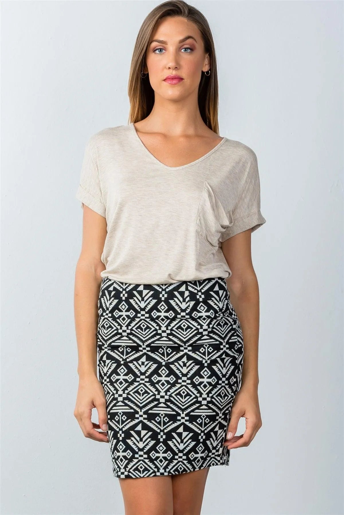 Black and Ivory Geometric Mini Skirt / 3-4