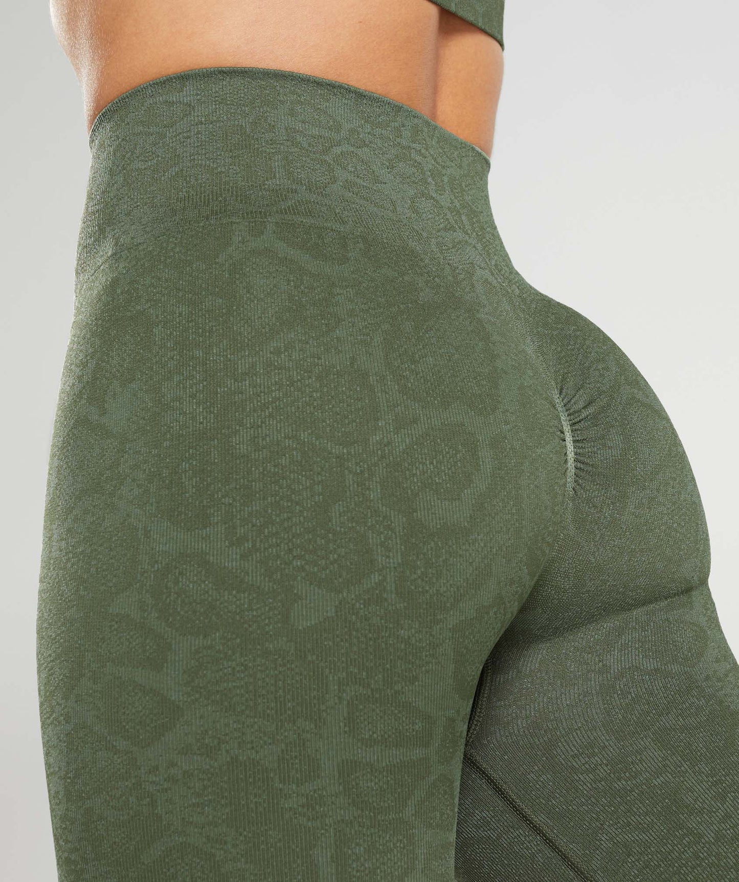 Gymshark Adapt Animal Seamless Cycling Shorts - Willow Green/Core Olive