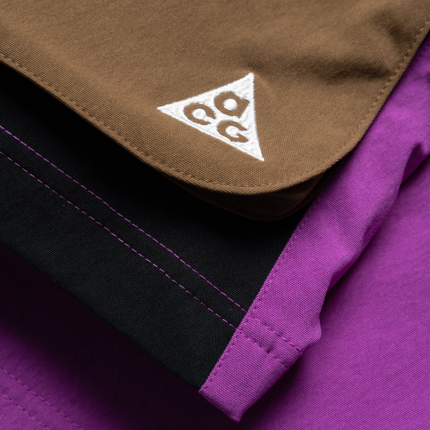 Nike ACG Smith Summit Cargo Shorts - Vivid Purple/Mosswood Brown