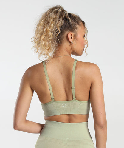 Gymshark Vital Seamless 2.0 V Neck Sports Bra - Light Sage Green Marl