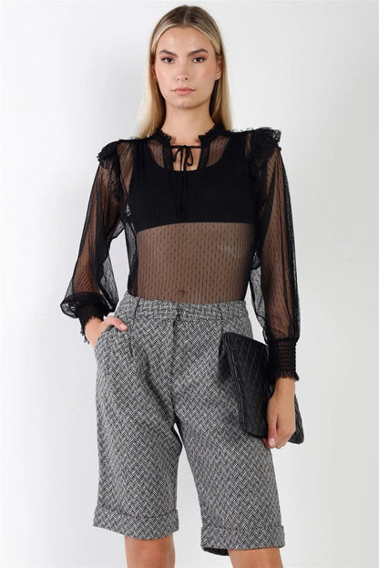 Black And White Knee Length Bermuda Plaid Shorts /1-2-2