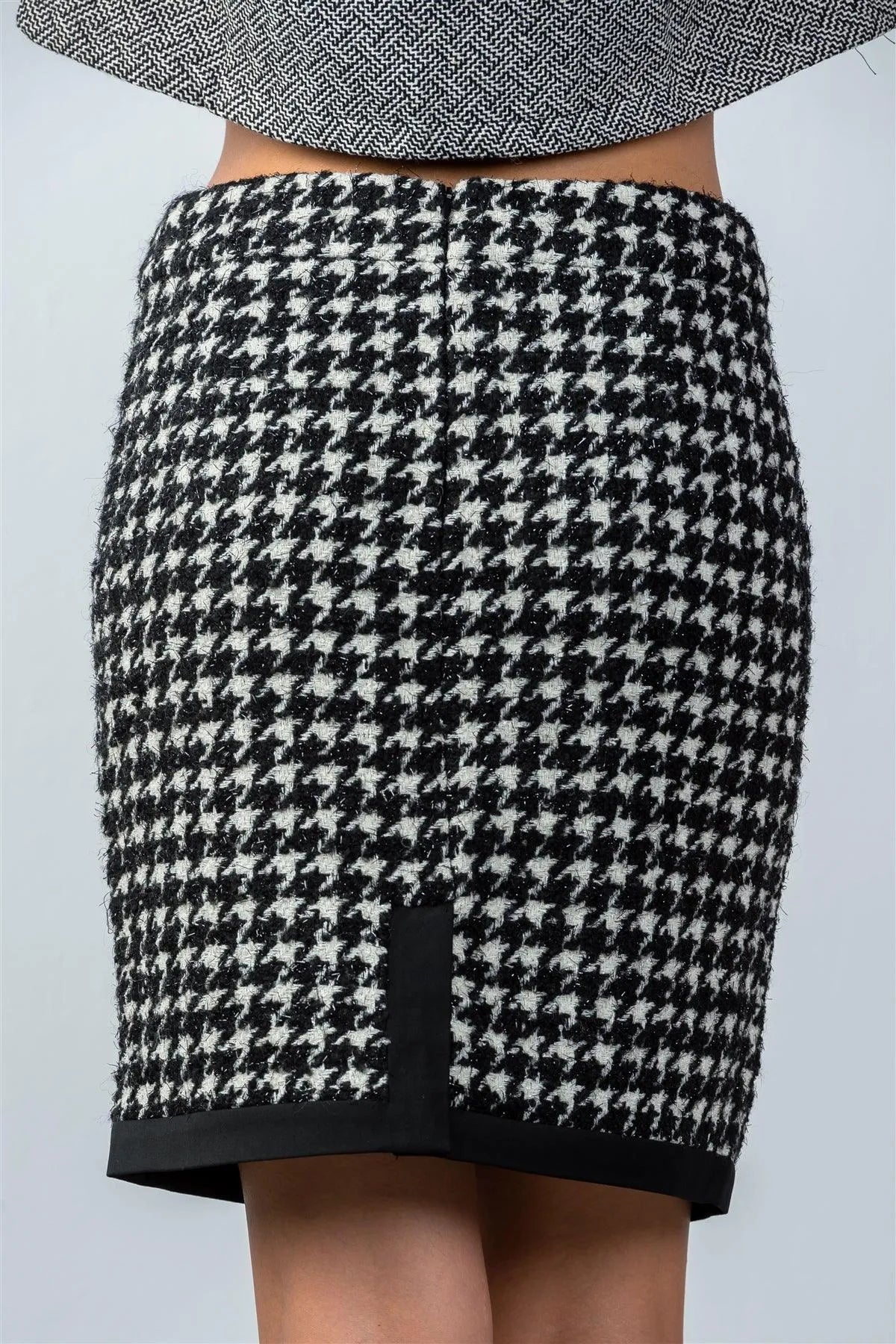 Black And White Houndstooth Mini Skirt / 2-2-2