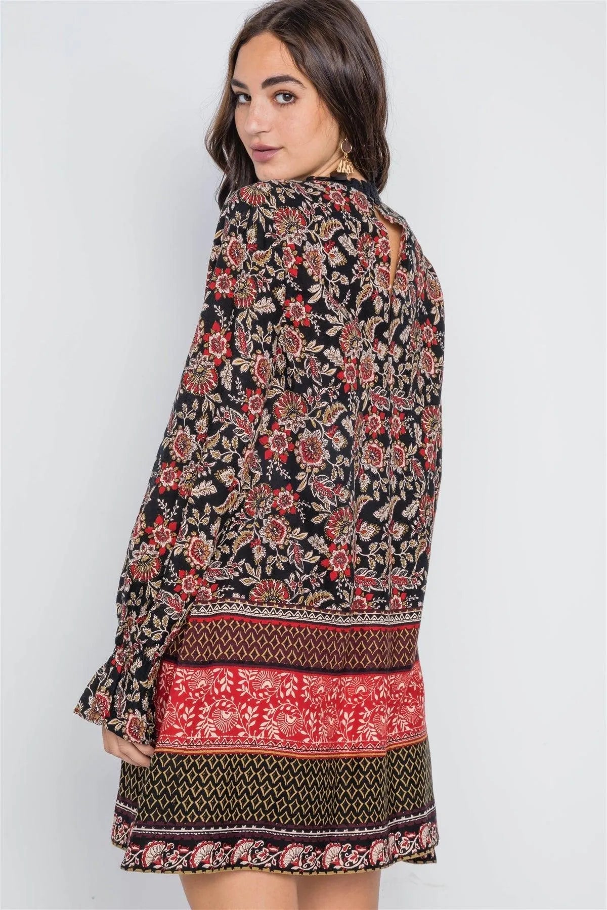 Black Floral Print Crochet Trim Mini Dress /2-2-2