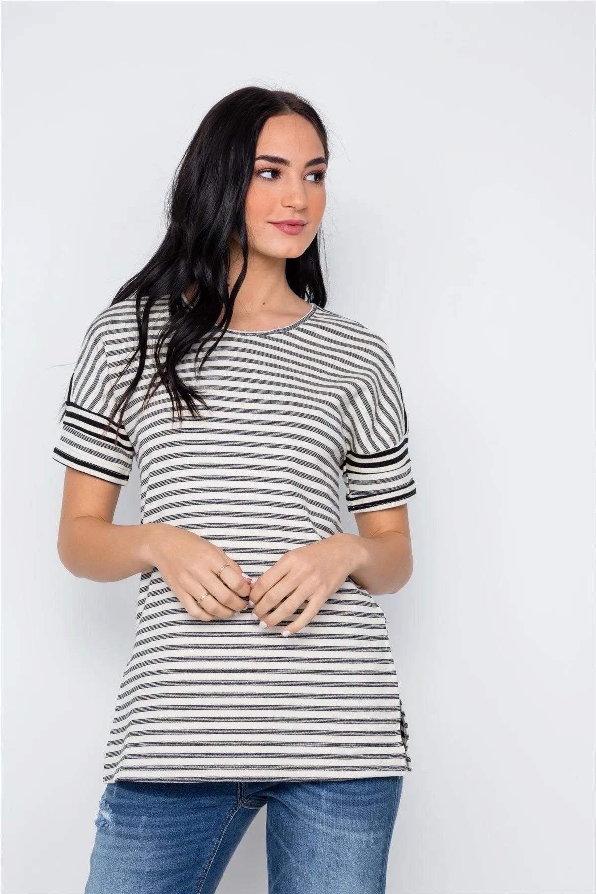Black Cream Stripe Short Sleeve Top / 2-2-2
