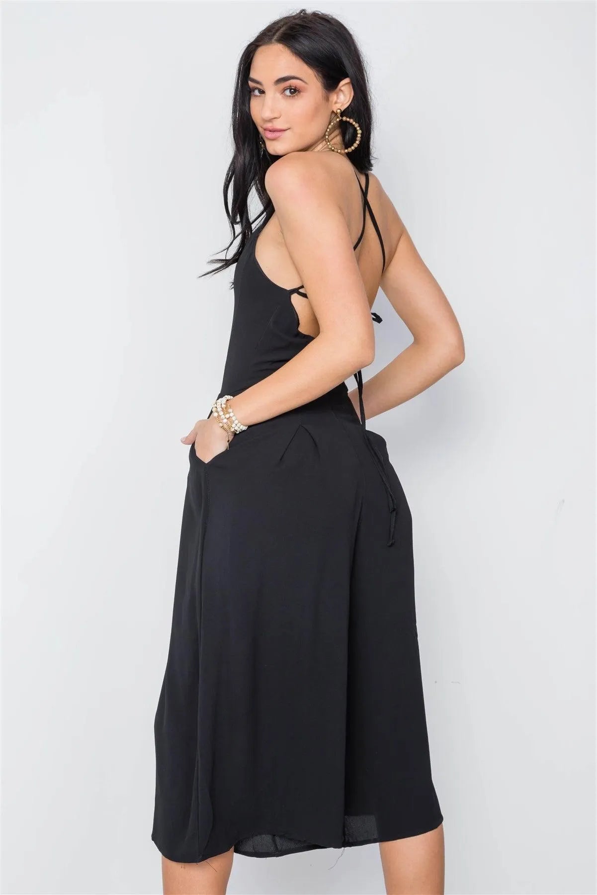 Black Cami Wide Leg Capri Jumpsuit / 2-2-2