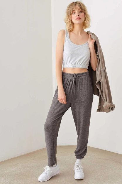 Active Cute V-neckline Front & Back Crop Top