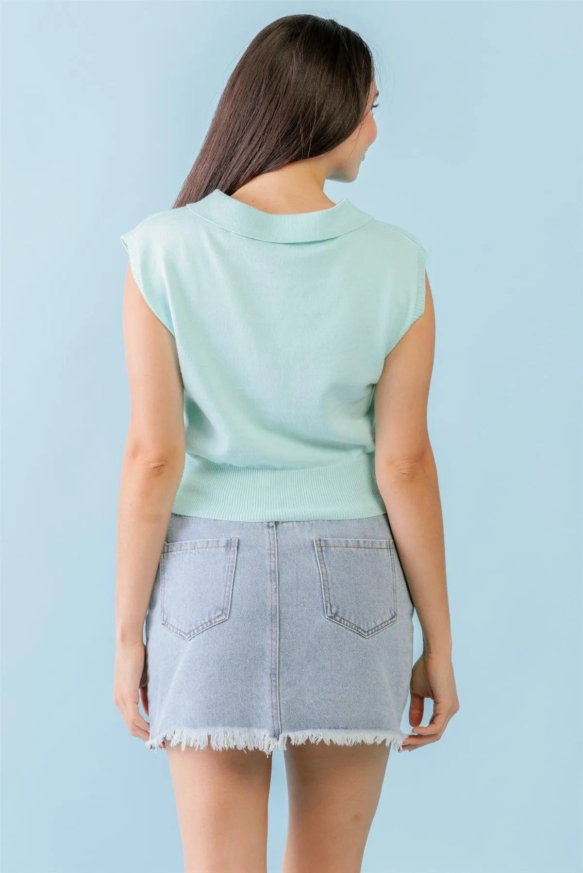Aqua Sleeveless Collared Neck Crop Top /3-2-1