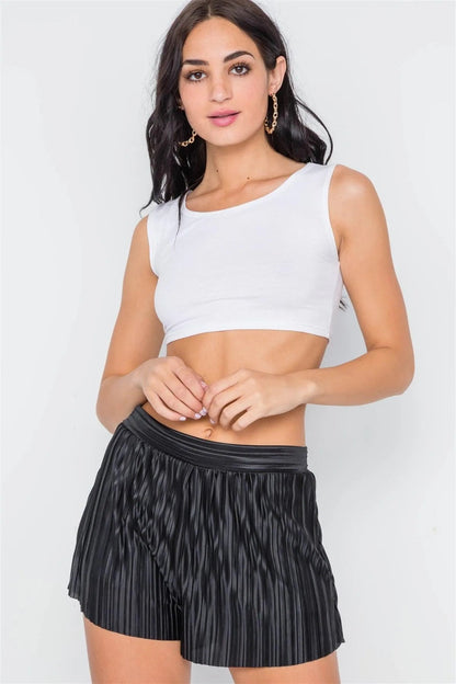 Black Accordion Pleat Mid-Rise Shorts /1-2-1