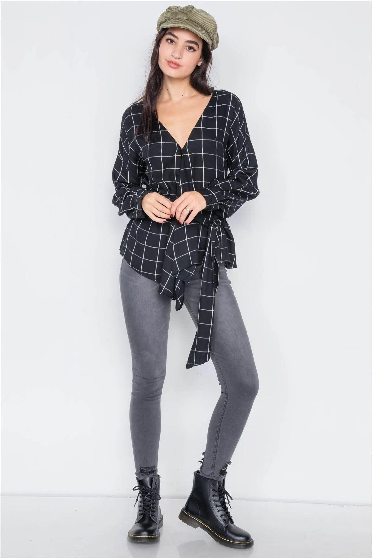 Black & White Stripe Plaid Drop-Shoulder V-Neck Top /2-2-1