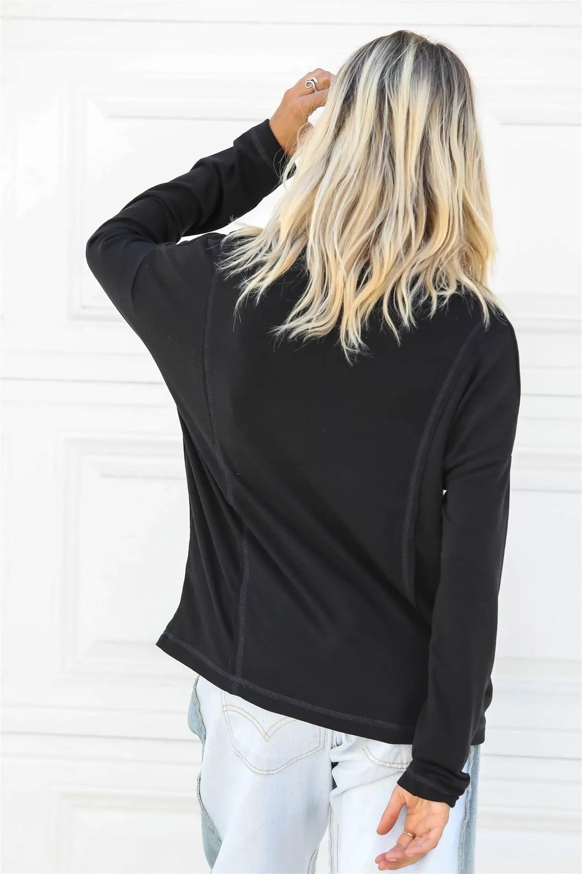 Black Button Up Detail Long Sleeve Top /1-1-1